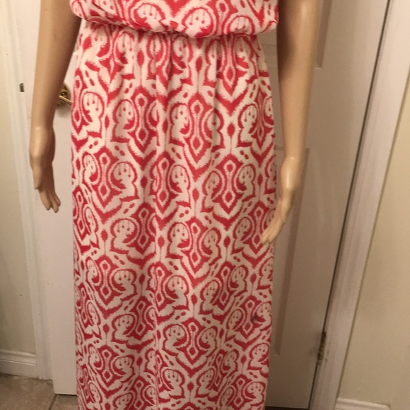 Sleeveless Fuschia Dress from Charming Charlie - Picture 2 of 8